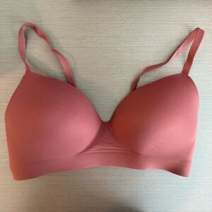 NWOT Soma Pink Enbliss Wireless T-Shirt Bra Intimates Collection. Size 34C